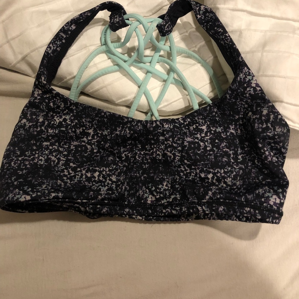 Lulu lemon bra size 6